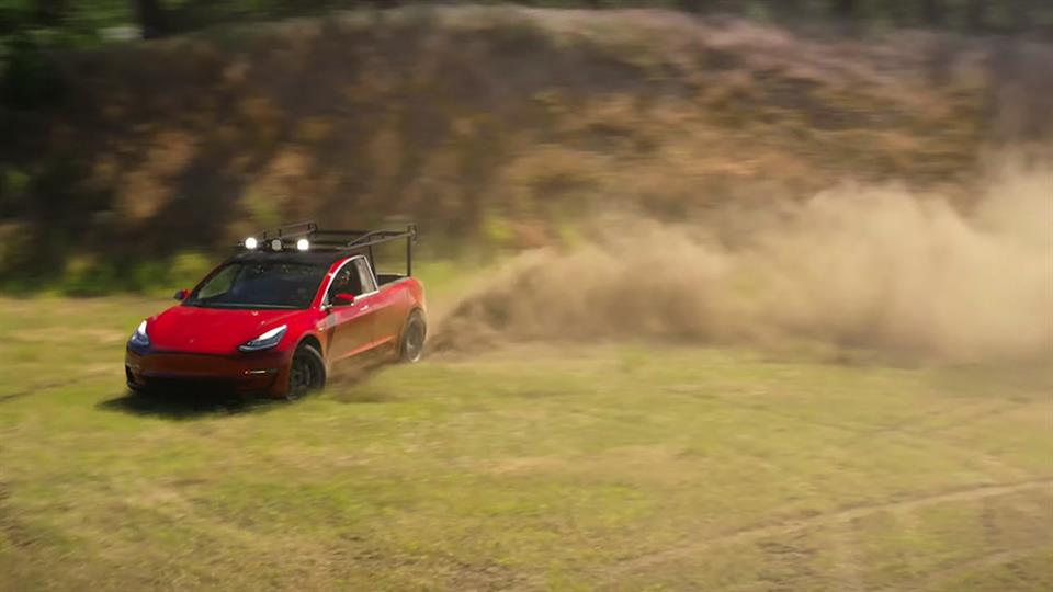 پیکاپ برقی برپایه تسلا مدل 3